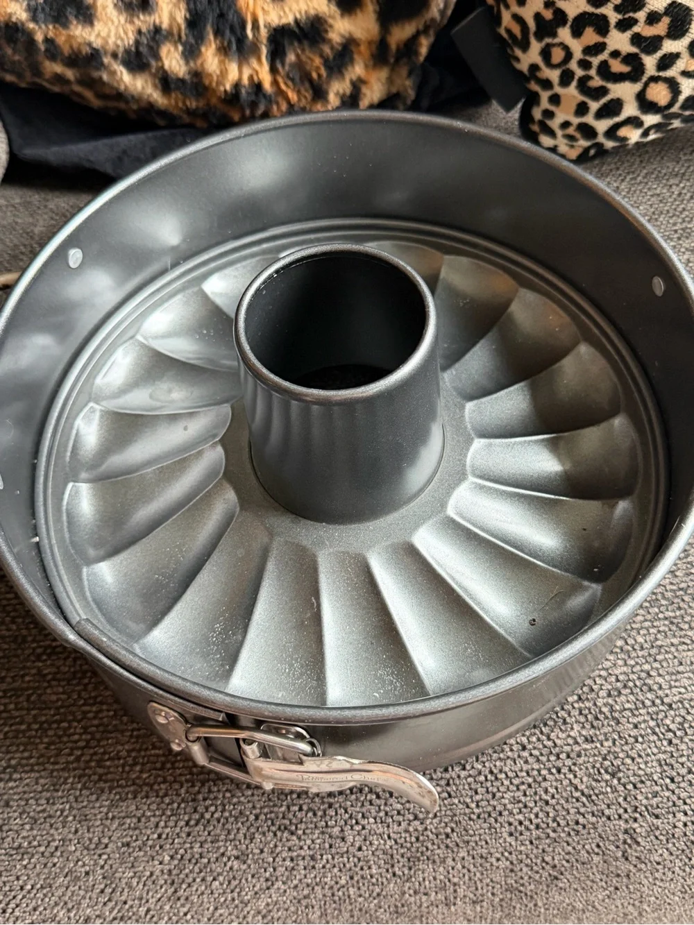 N/A piece bundt